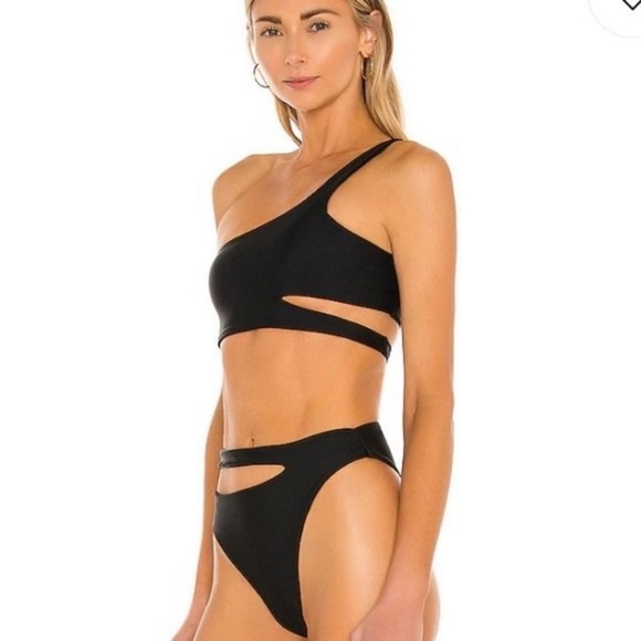 Michael Costello x Revolve Melani Swim Top Black Large - Picture 3 of 9